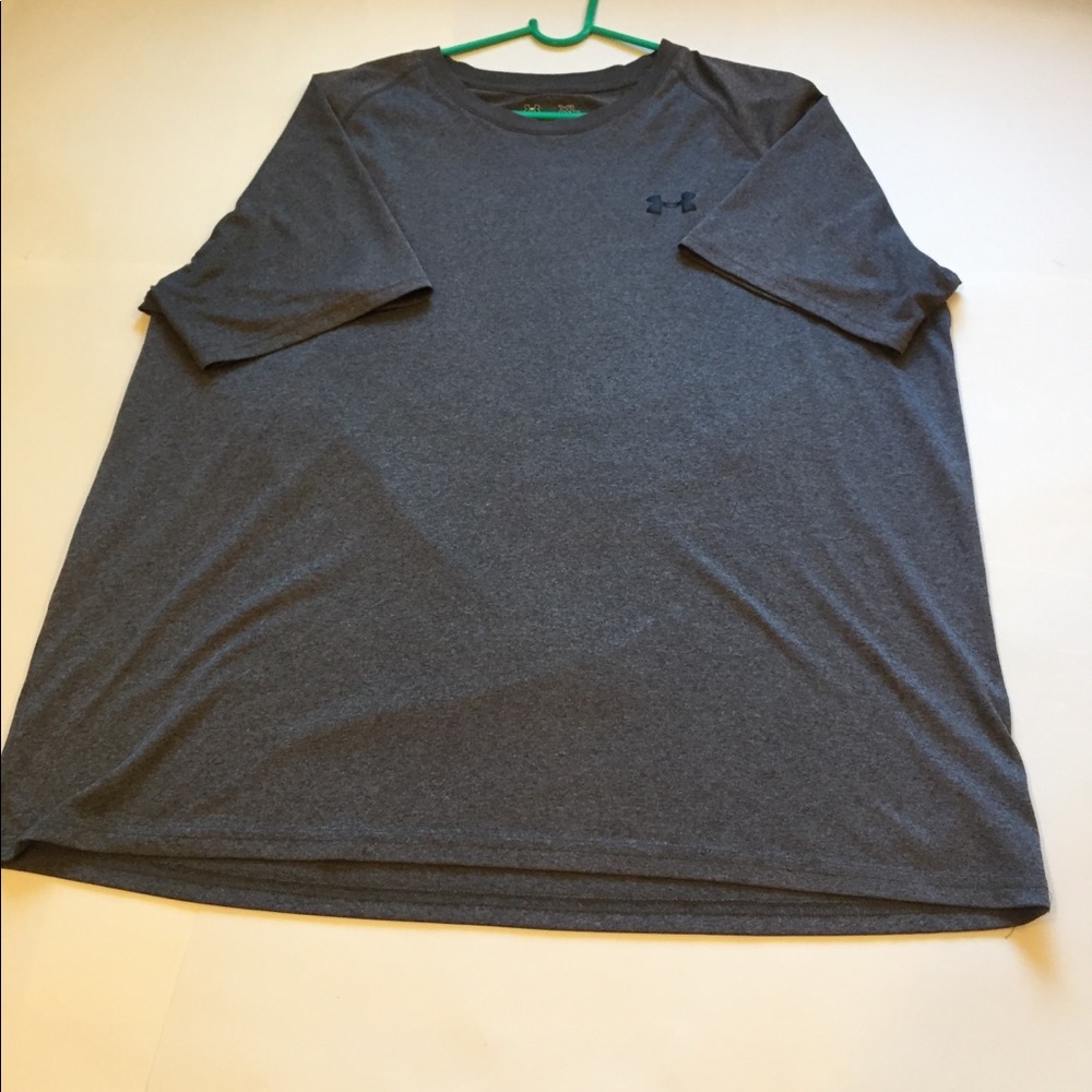 Under armor heat gear T shirt